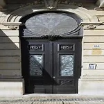 Escape With Balcony Apartment Porto