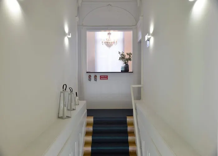 Escape With Balcony Porto