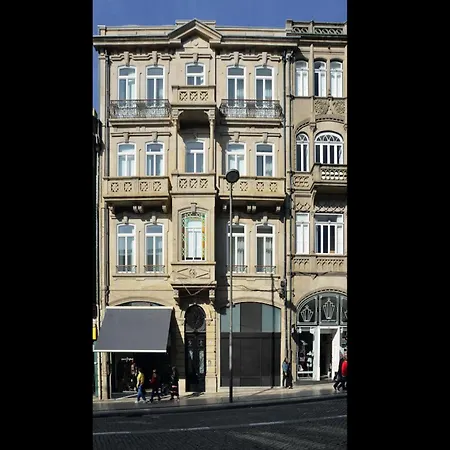 Escape With Balcony * Porto