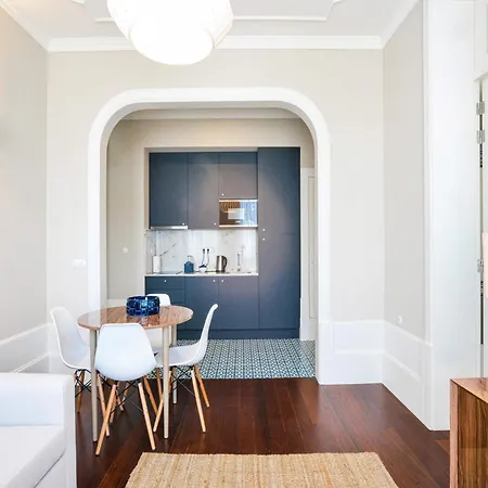 Escape With Balcony Apartmán